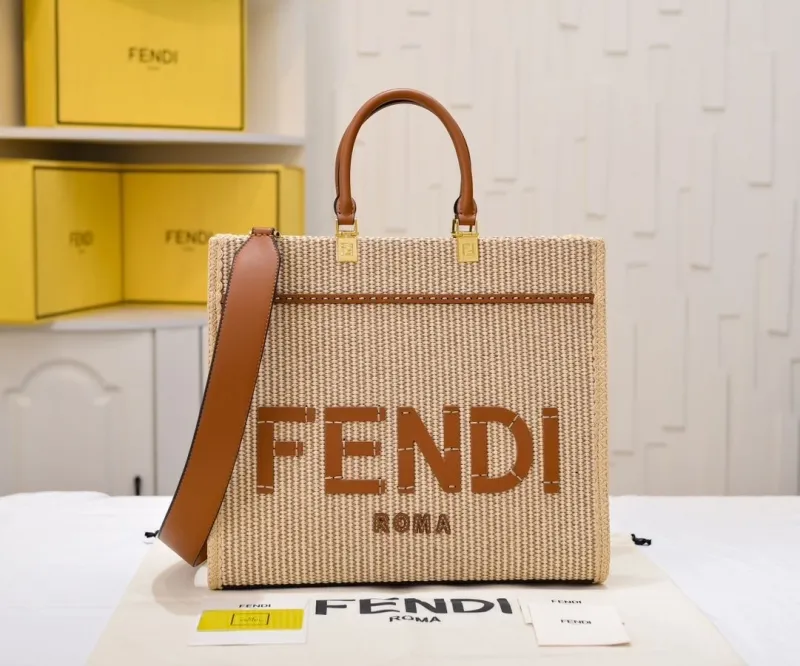 Fendi Shopping Bags-174
