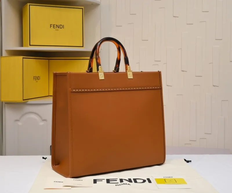 Fendi Roma Brown Leather Tote Bag - Image 5