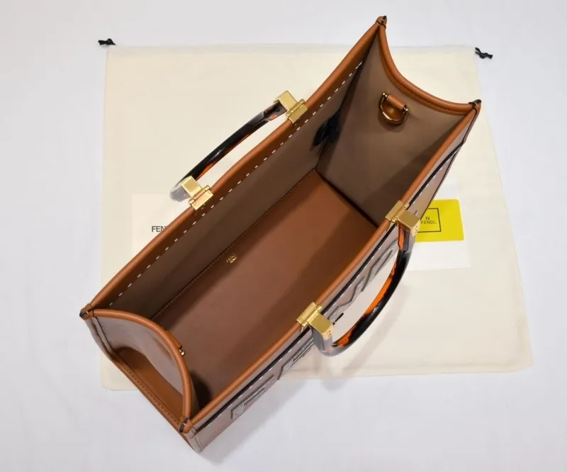 Fendi Roma Brown Leather Tote Bag - Image 9