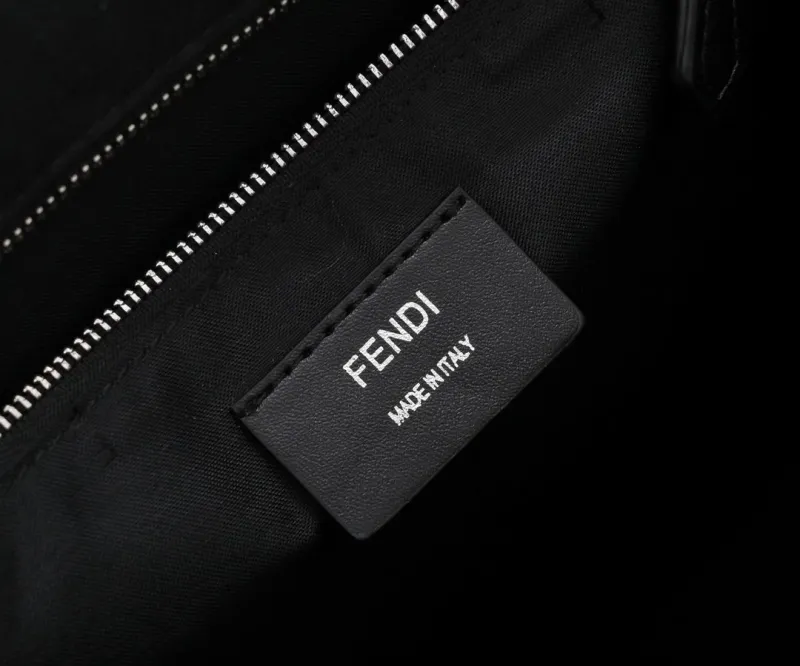 Fendi Shopping Bags-180 - Image 7