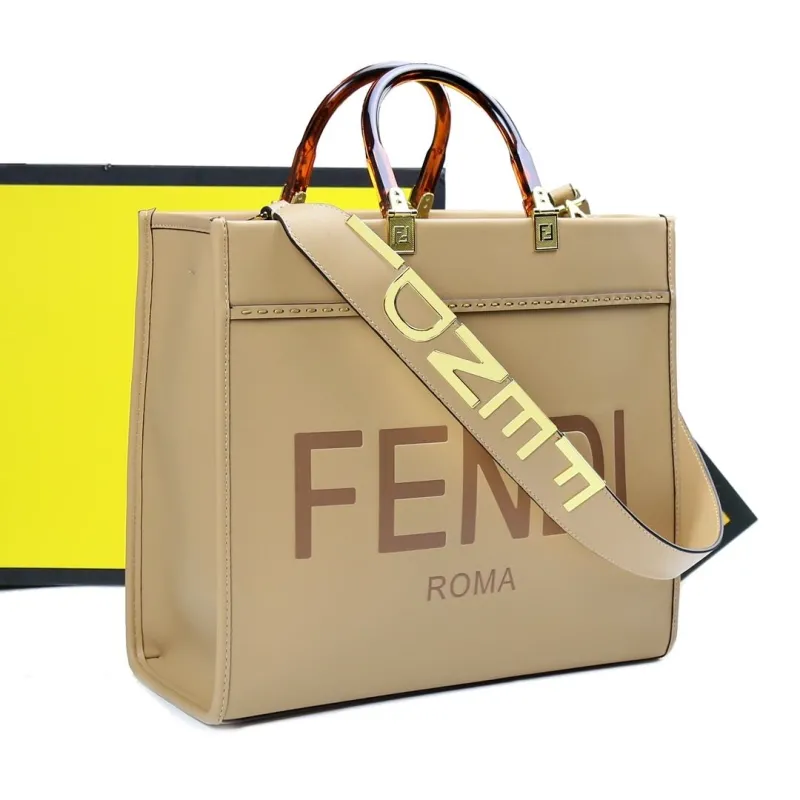 Alternative view of Fendi Shopping Bags-181
