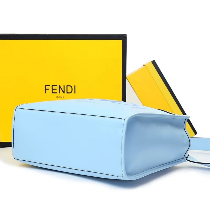 Fendi Light Blue Tote Bag - Image 7