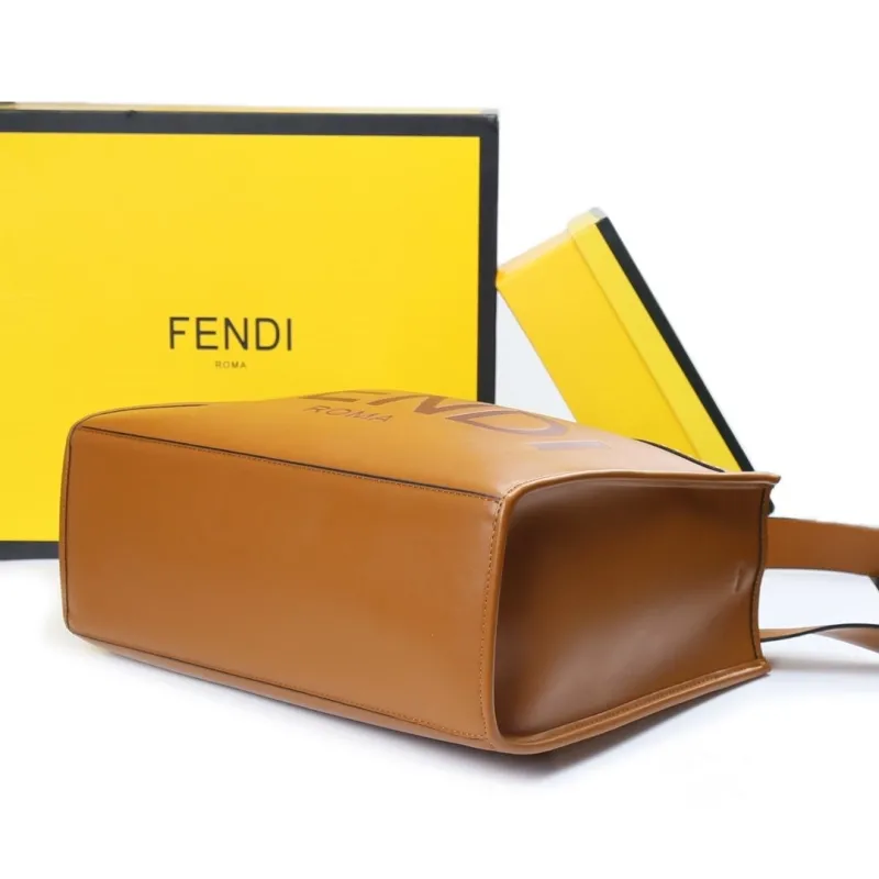 Fendi Brown Leather Tote Bag - Image 5