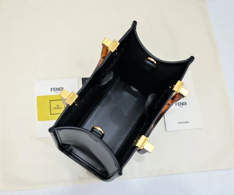 Fendi Black Roma Leather Tote Bag - Image 9