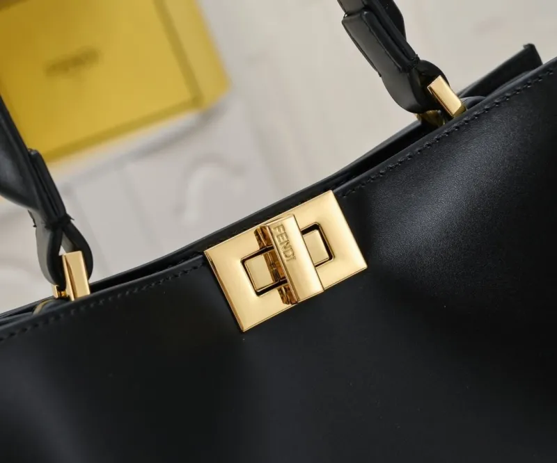 Fendi Roma Black Leather Tote Handbag - Image 5