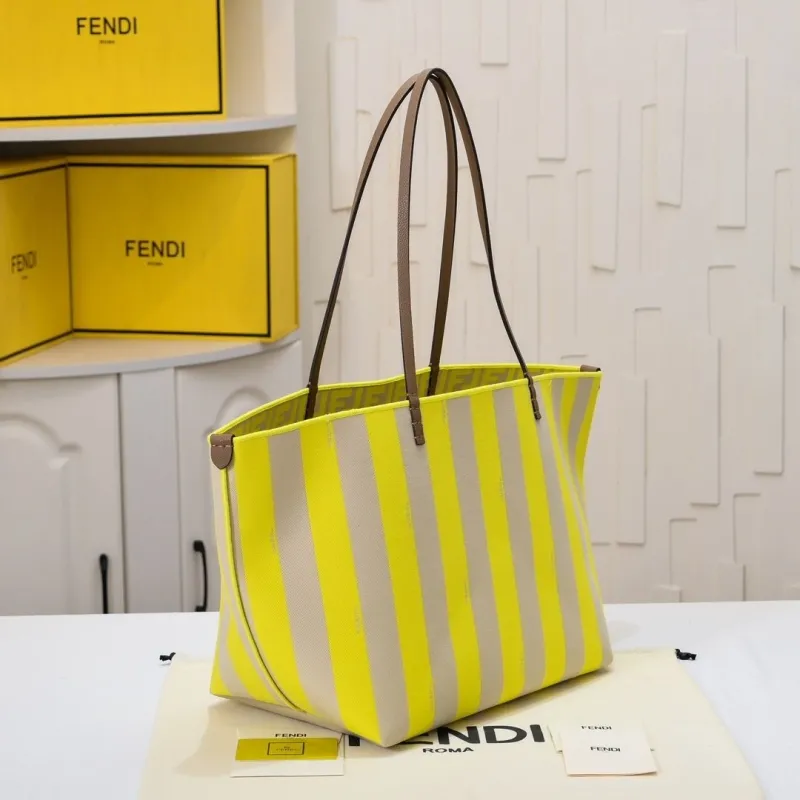 Fendi Reversible Yellow Beige Tote Bag with Pouch - Image 3