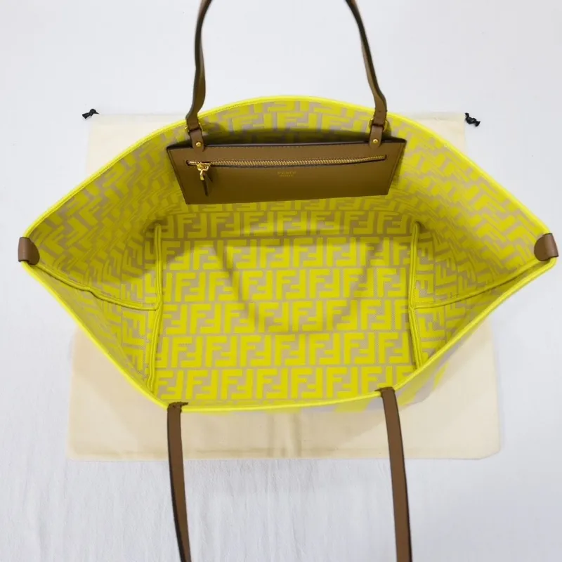 Fendi Reversible Yellow Beige Tote Bag with Pouch - Image 9