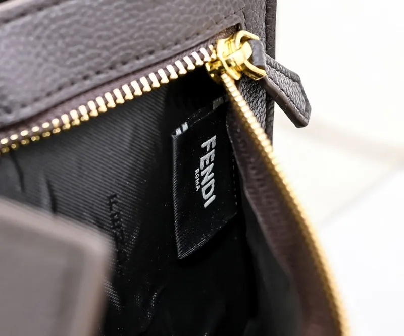 Fendi FF Pattern Tote Bag - Image 7