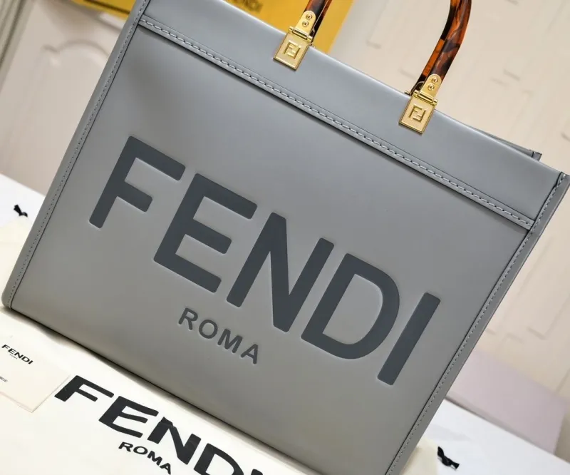 Fendi Gray Roma Tote Bag 203 - Image 3