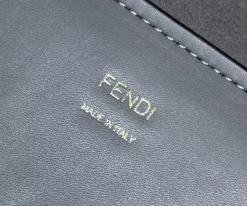 Fendi Gray Roma Tote Bag 203 - Image 6