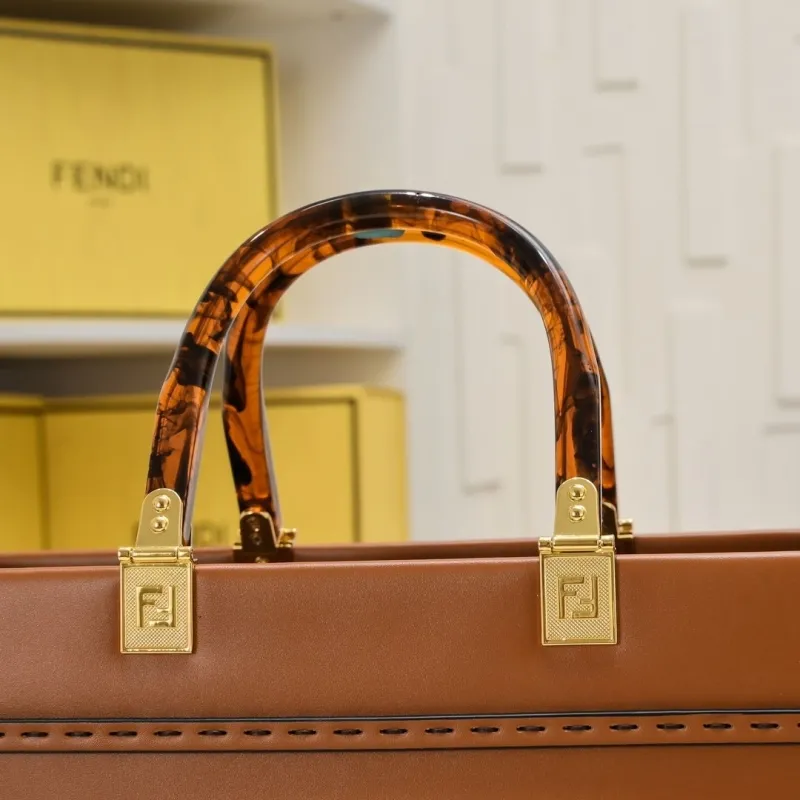 Fendi Brown Leather Shopping Tote Bag - Image 5