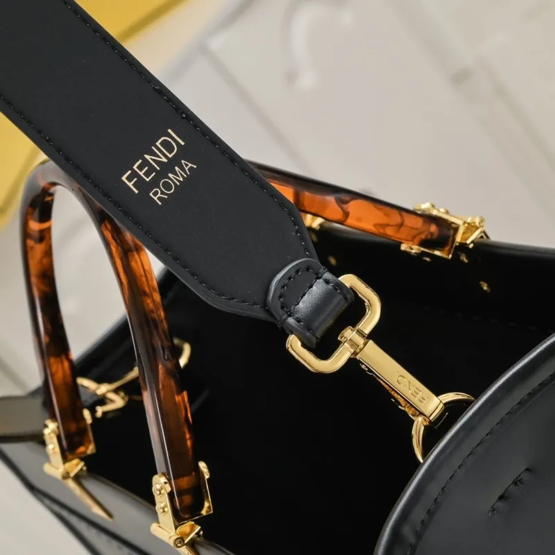 Fendi Black Leather Tote Bag - Image 4
