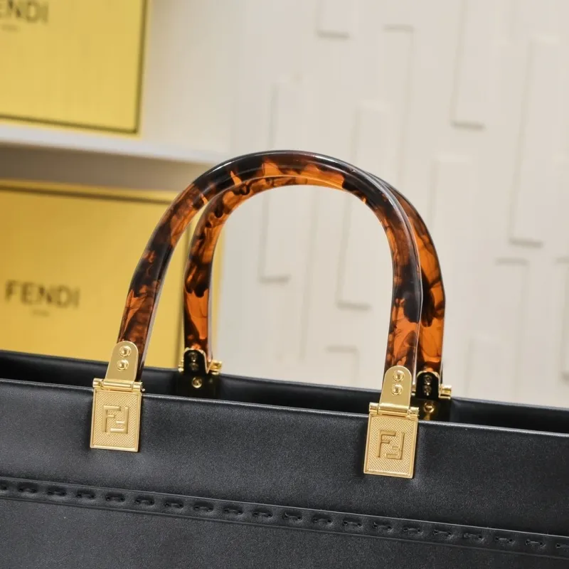 Fendi Black Leather Tote Bag - Image 6