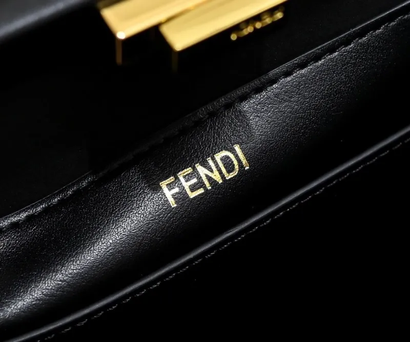 Fendi Black Leather Shoulder Bag 210 - Image 8