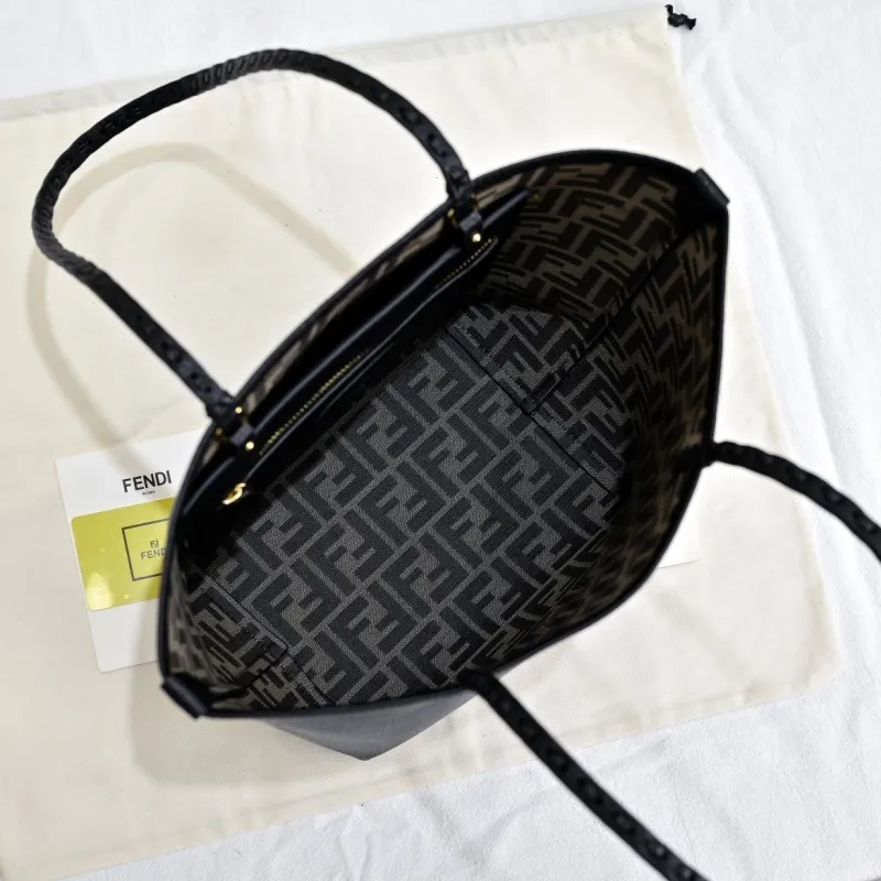 Fendi Black Reversible Tote Bag - Image 9