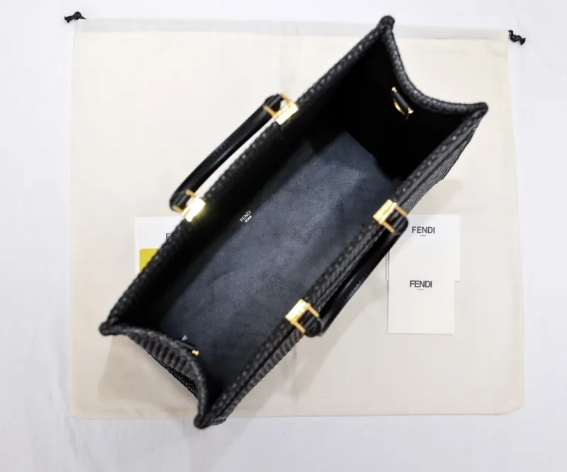 Fendi Roma Black Woven Tote Bag - Image 9