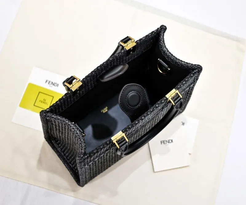 Fendi Roma Black Woven Tote Bag - Image 9