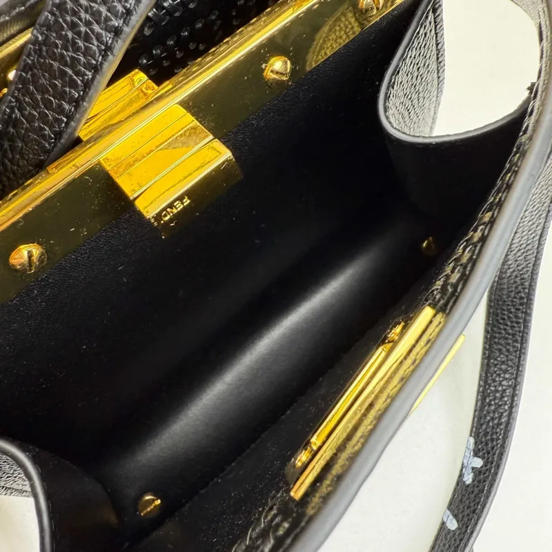 Fendi Black Top Handle Crossbody Bag - Image 9