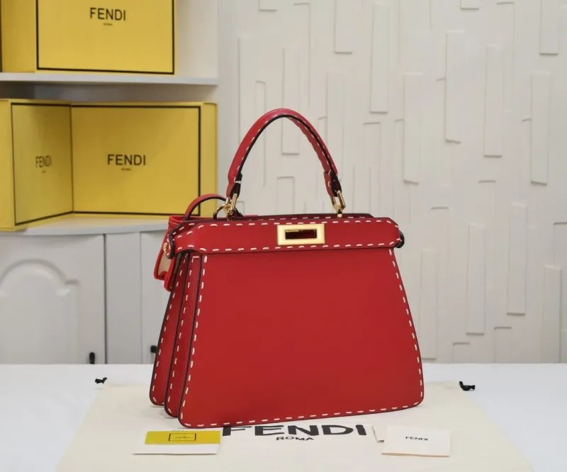 Fendi Red Leather Top Handle Bag 80 - Image 4