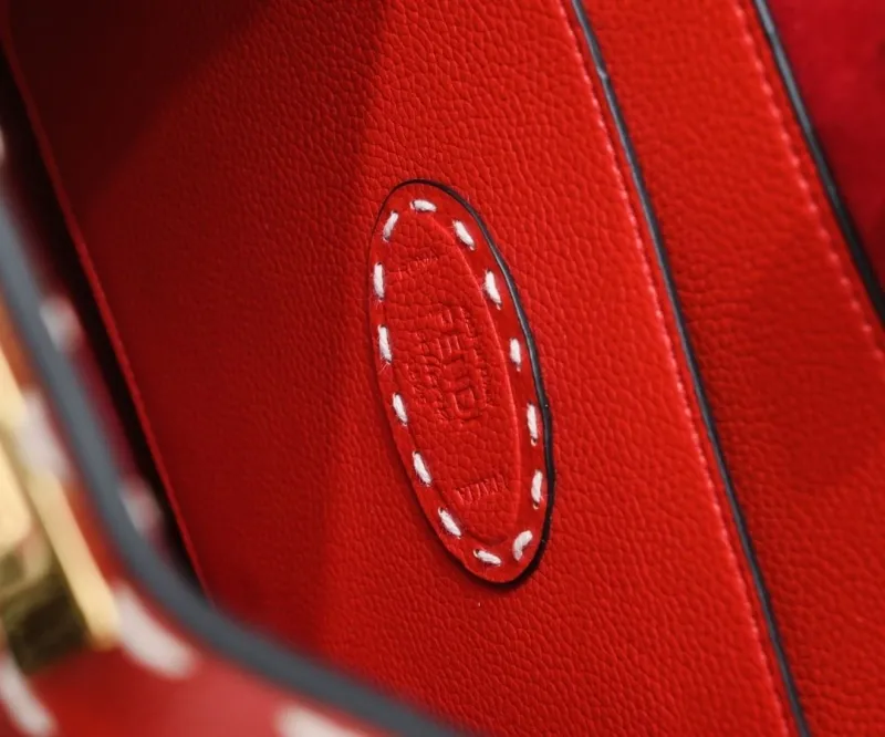 Fendi Red Leather Top Handle Bag 80 - Image 7