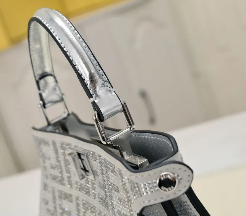 Fendi Top Handle Bags-100 - Image 4