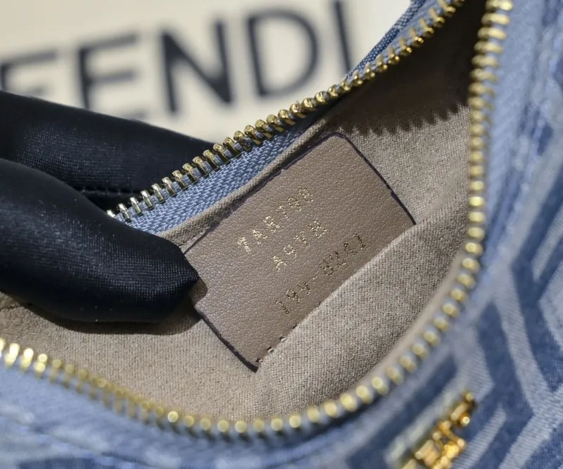 Fendi Blue Denim Hobo Bag - Image 7