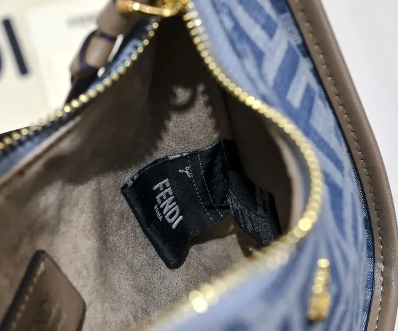 Fendi Blue Denim Hobo Bag - Image 8