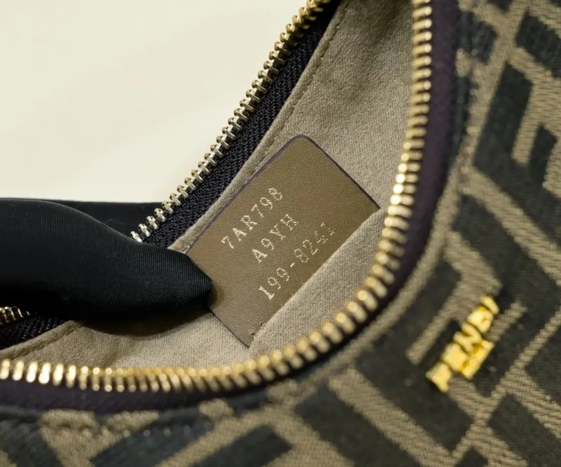 Fendi FF Monogram Hobo Shoulder Bag 108 - Image 7