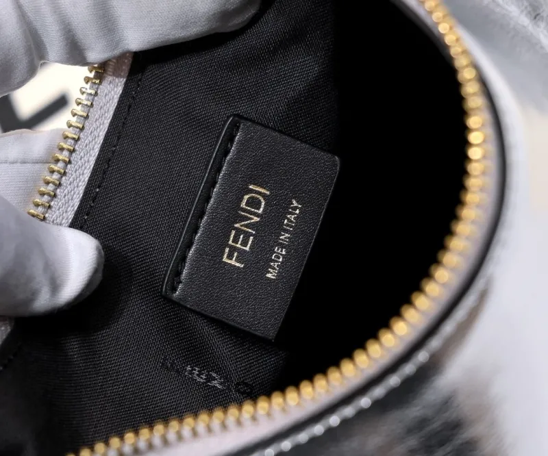 Fendi Metallic Silver Hobo Bag 131 - Image 8