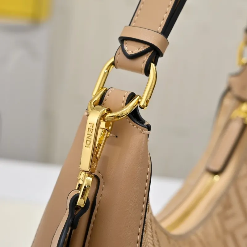 Fendi Beige Hobo Bag 138 - Image 4