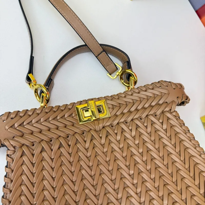 Fendi Brown Woven Top Handle Shoulder Bag - Image 6