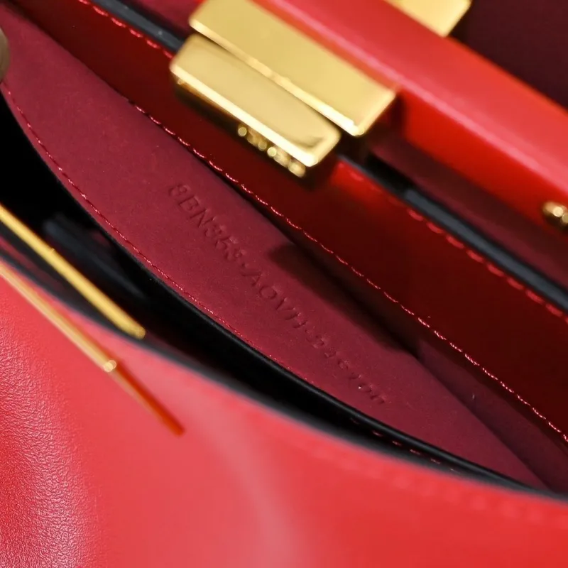 Fendi Red Leather Top Handle Shoulder Bag - Image 8