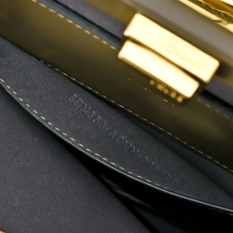 Fendi Olive Green Leather Top Handle Shoulder Bag - Image 7