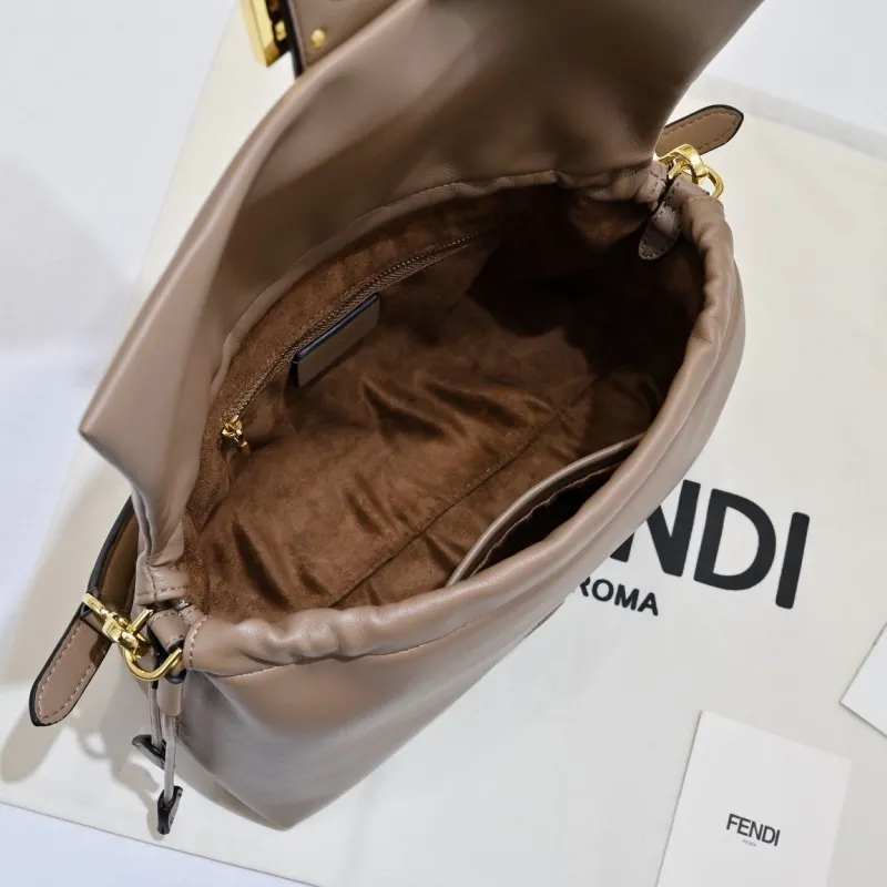 Fendi Beige Leather Top Handle Bag - Image 9