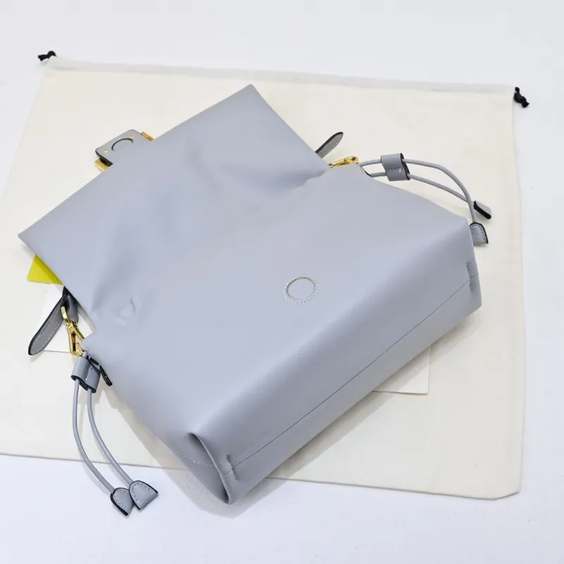 Fendi Light Gray Top Handle Bag 194 - Image 6