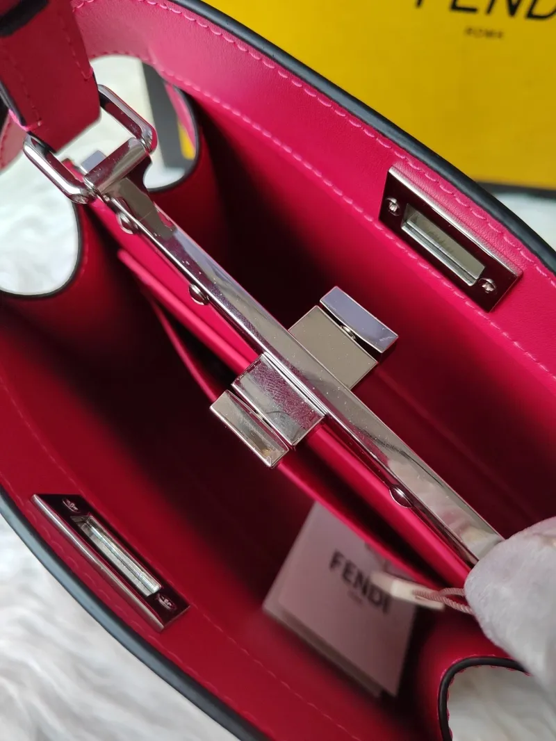 Fendi Fuchsia Top Handle Bag 403 - Image 7