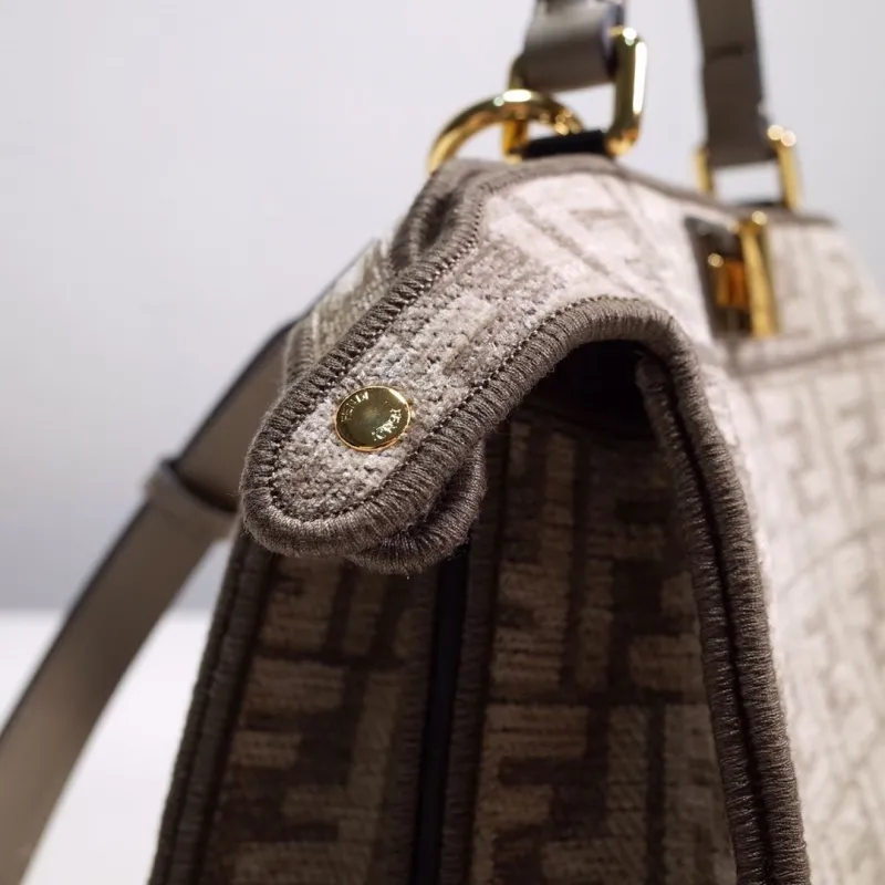 Fendi Beige Top Handle Bag 421 - Image 3
