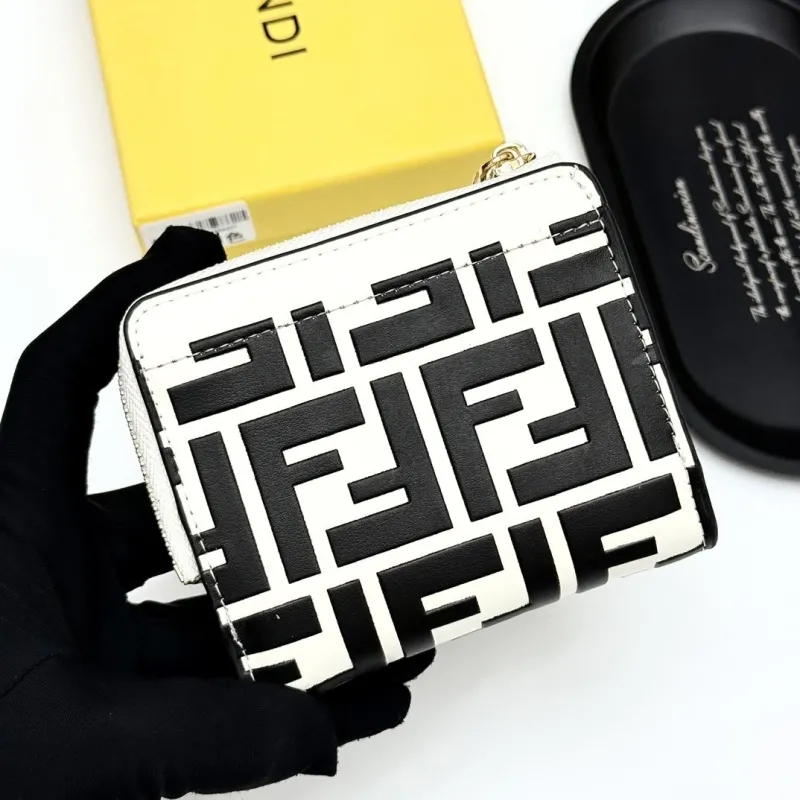 Fendi Wallets - Image 4