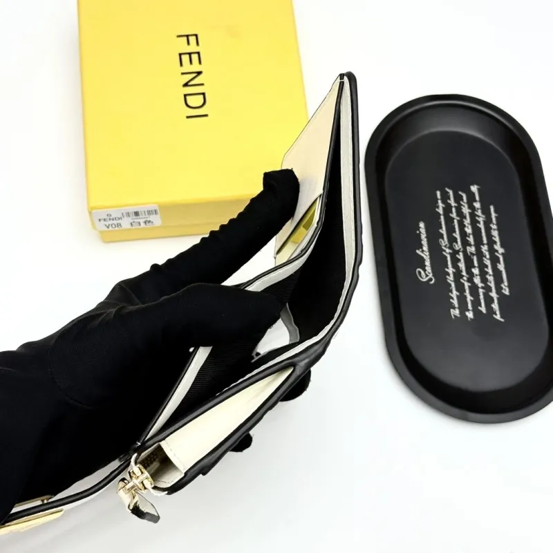 Fendi Wallets - Image 8