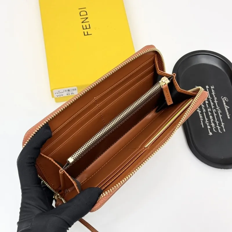 Fendi Wallets - Image 7