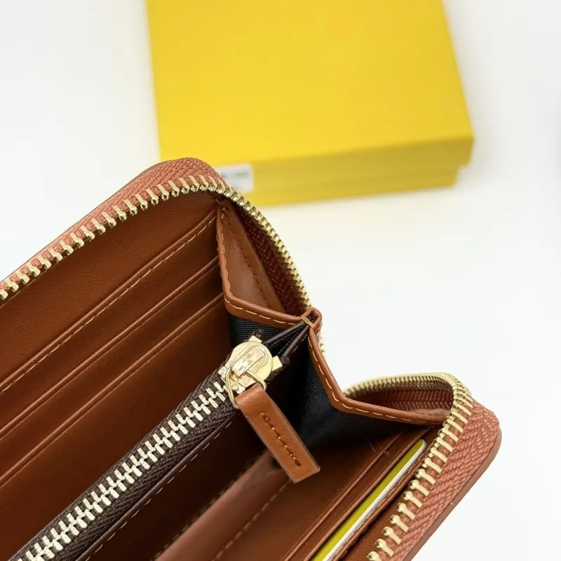 Fendi Wallets - Image 8