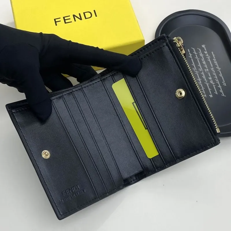 Fendi Black Leather Bifold Wallet - Image 7