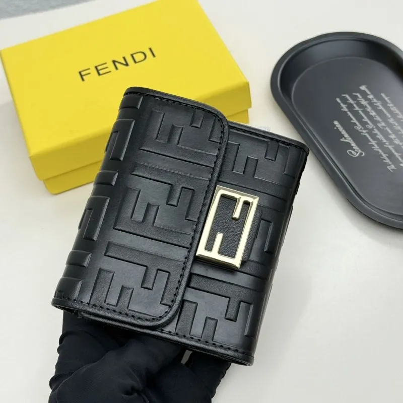 Fendi Black Leather Compact Wallet - Image 3