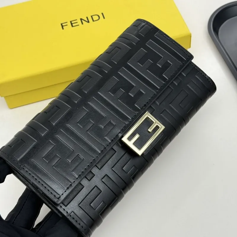 Fendi Black FF Logo Leather Wallet - Image 3