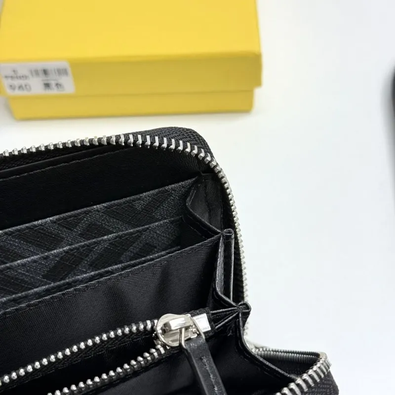Fendi Wallets - Image 9