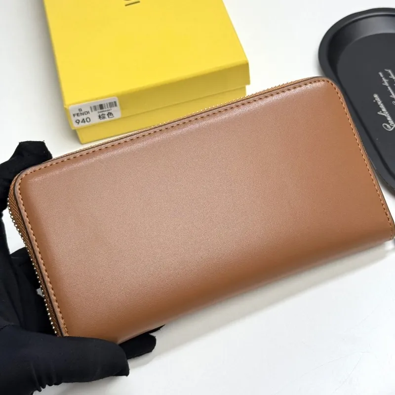 Fendi Wallets - Image 4