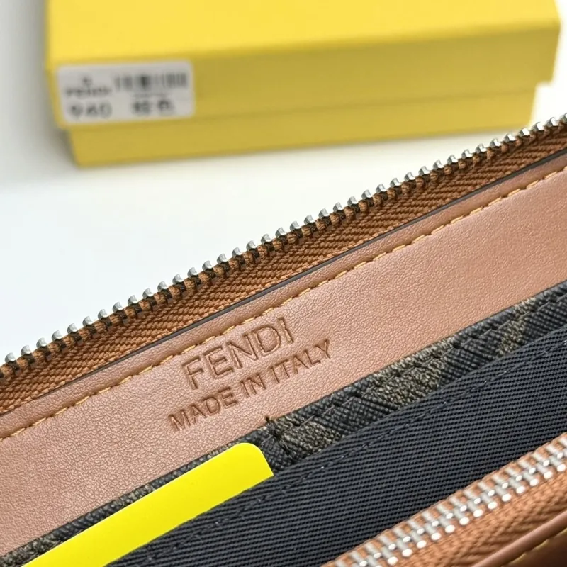 Fendi Wallets - Image 8