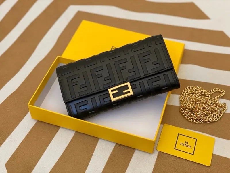 Fendi Black FF Logo Chain Wallet - Image 3