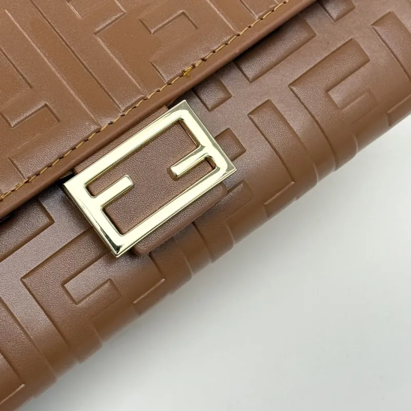 Fendi Brown Leather Chain Wallet - Image 6