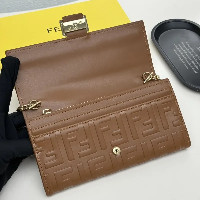 Fendi Brown Leather Chain Wallet - Image 7